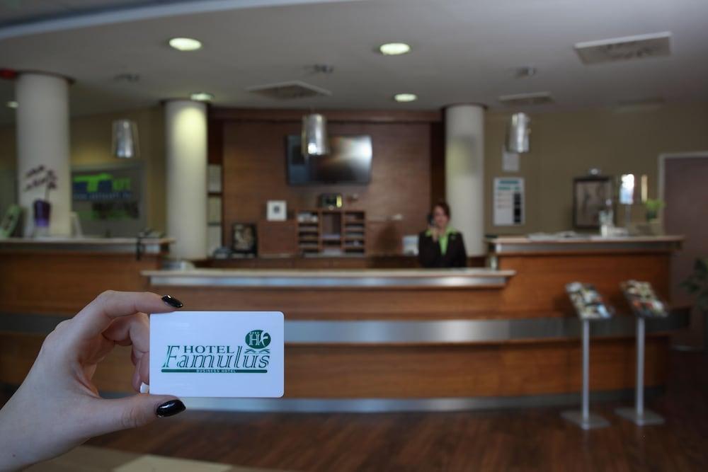 Hotel Famulus Győr Zewnętrze zdjęcie