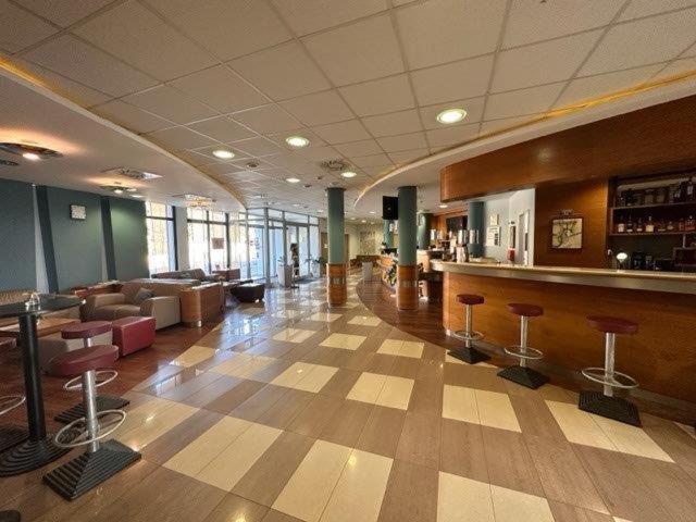Hotel Famulus Győr Zewnętrze zdjęcie