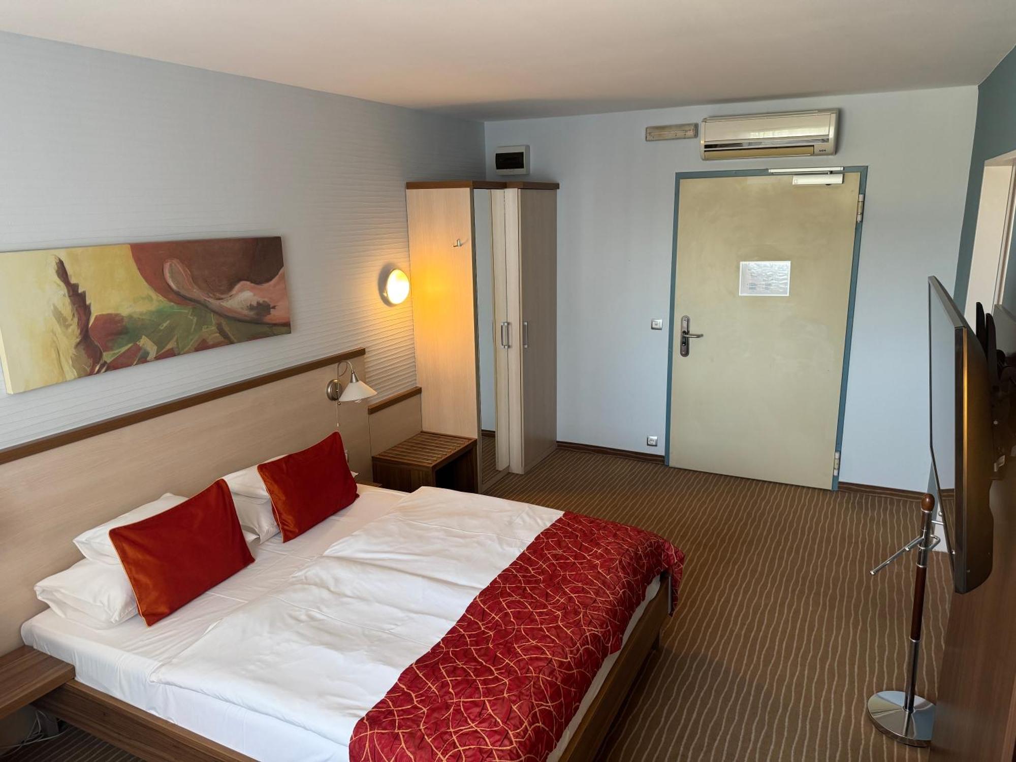 Hotel Famulus Győr Pokój zdjęcie