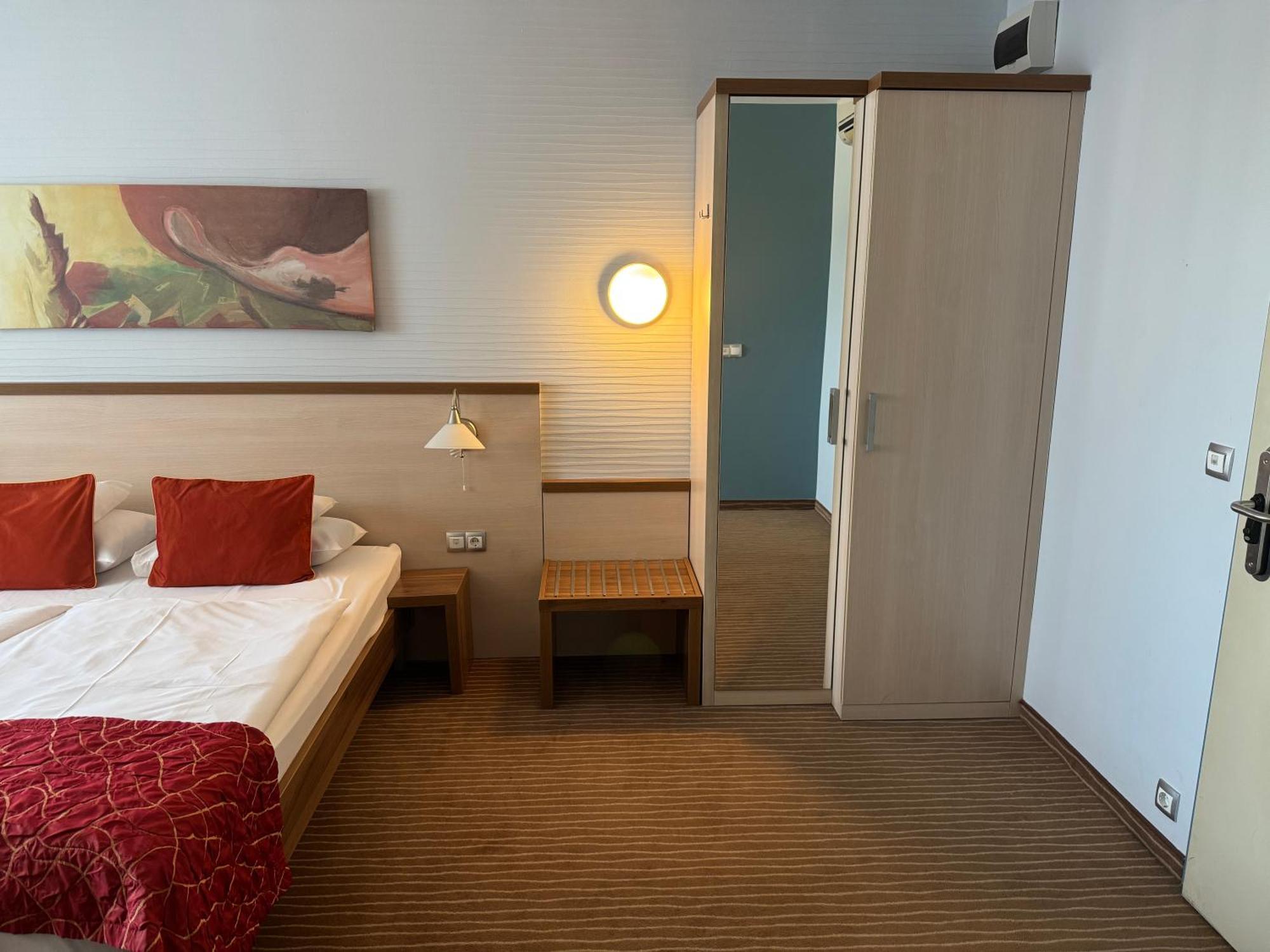 Hotel Famulus Győr Pokój zdjęcie